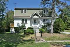 7 Clinton Pl - Photo 1 of 1