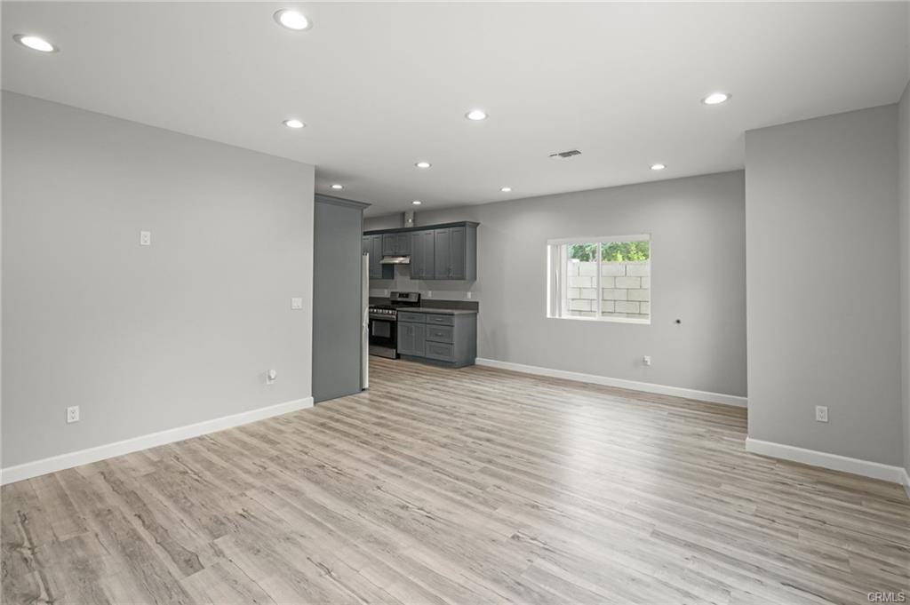 8227 Ben Ave - Photo 3 of 8