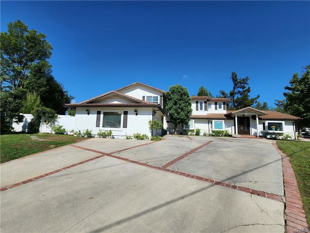 5845 Hilltop Rd - Photo 5 of 5