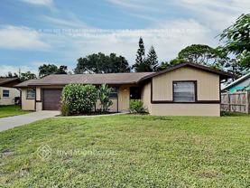 5323 Winewood Dr - Photo 1 of 1