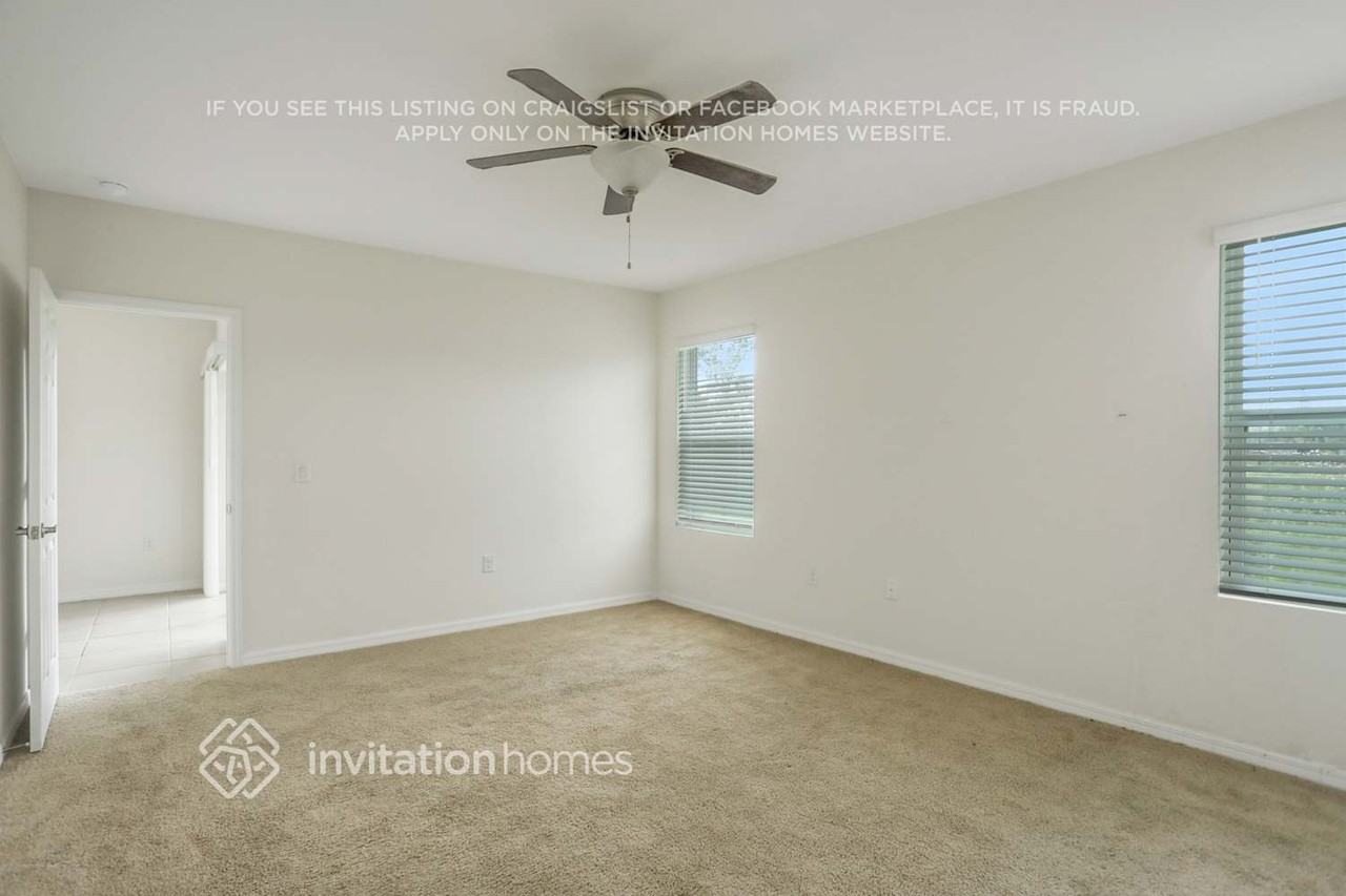 10292 Silver Pond Ln - Photo 7 of 15