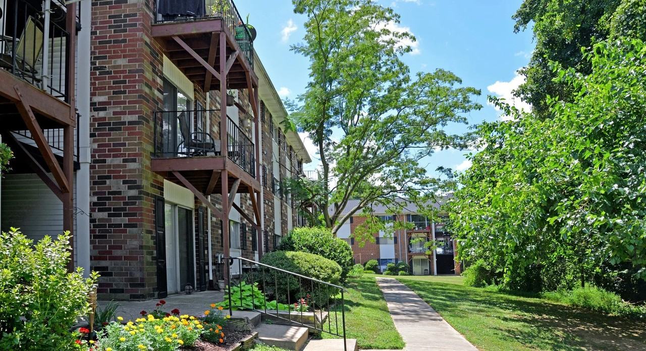 Westchester Key Apartments - Photo 7 of 14