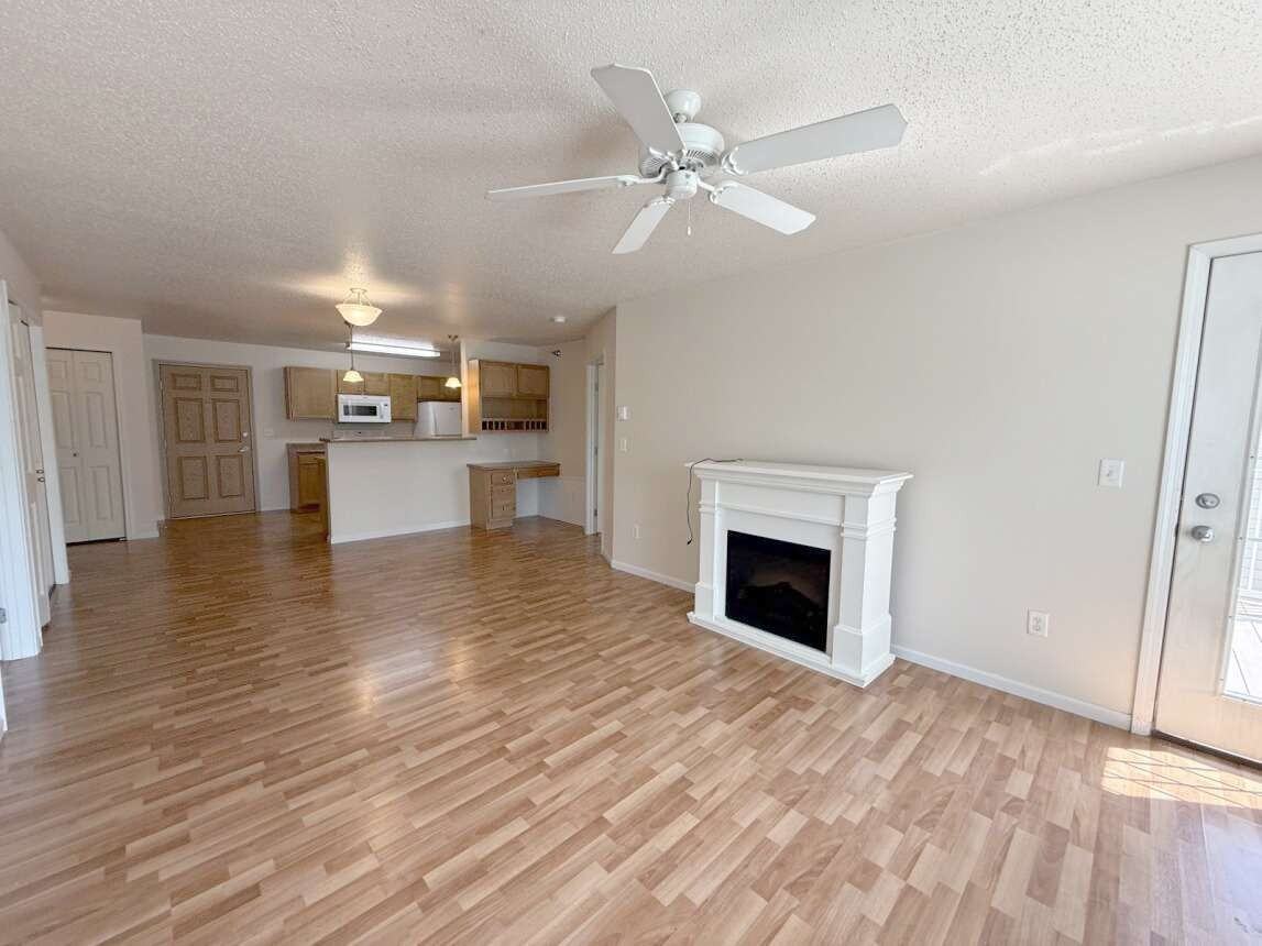 Maple Creek Apartments - Photo 5 of 20