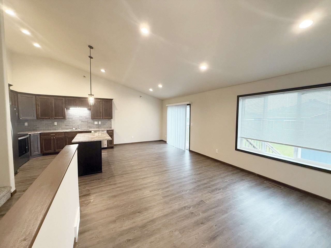 Southridge Townhomes - Photo 5 of 8