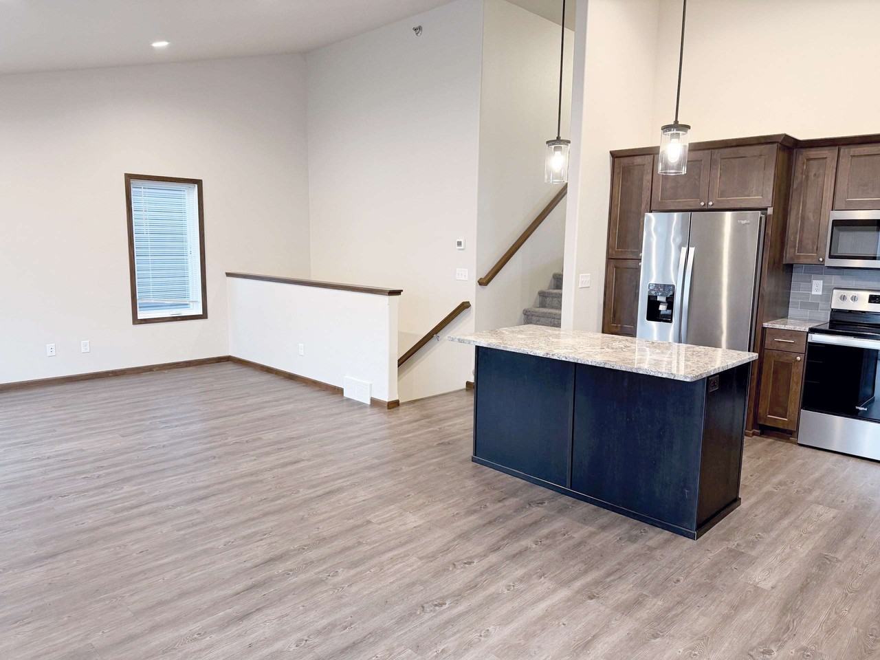 Southridge Townhomes - Photo 6 of 8