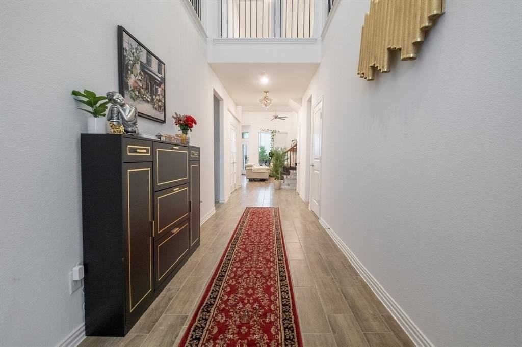 5216 Timber Point Dr - Photo 2 of 38