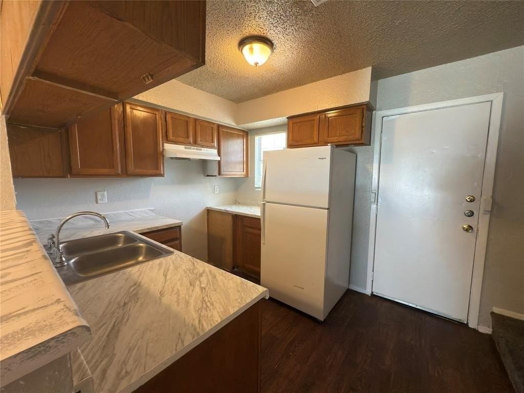 2250 Aspen Dr - Photo 5 of 22