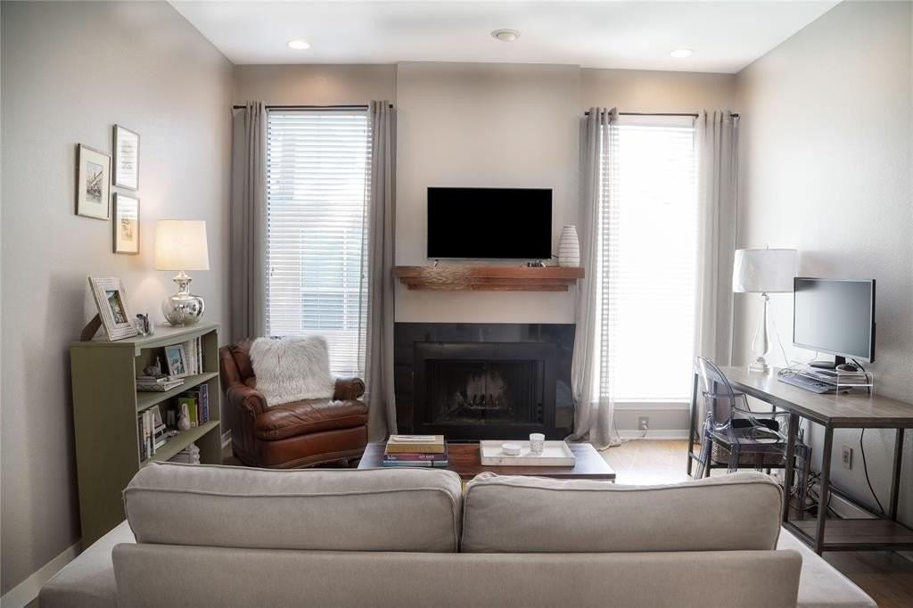 4031 Holland Ave #G - Photo 3 of 19