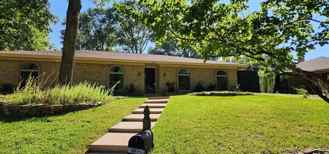 3408 Greenbriar Ln - Photo 1 of 1