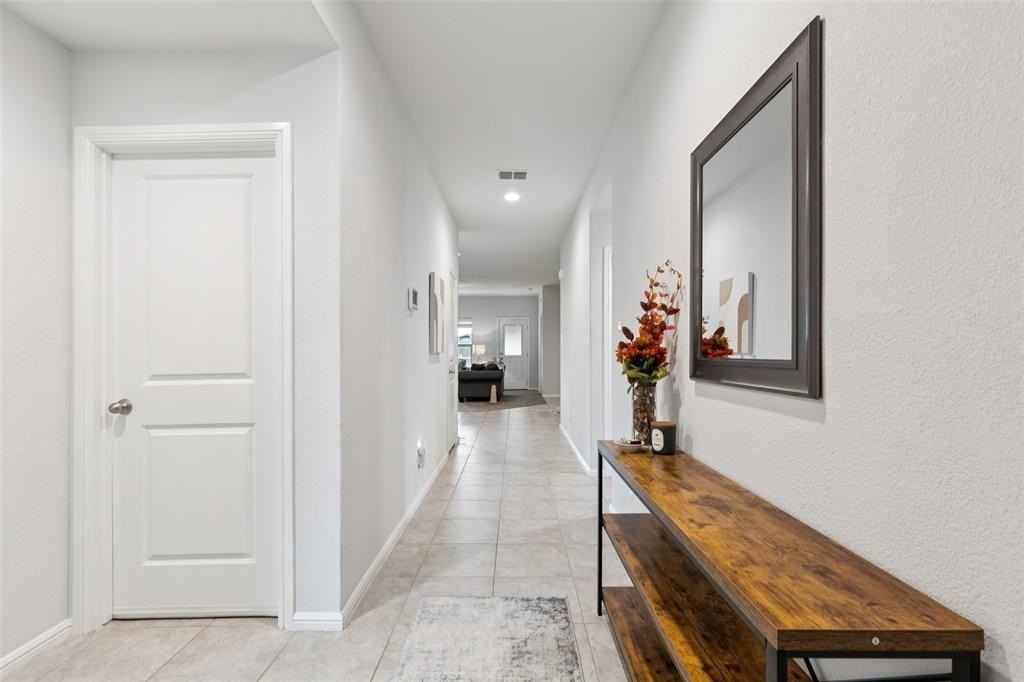 16417 Marinette Ct - Photo 3 of 22