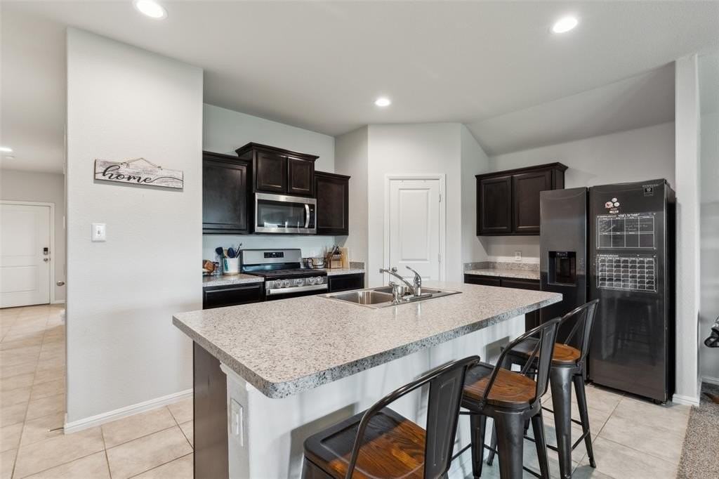 16417 Marinette Ct - Photo 6 of 22