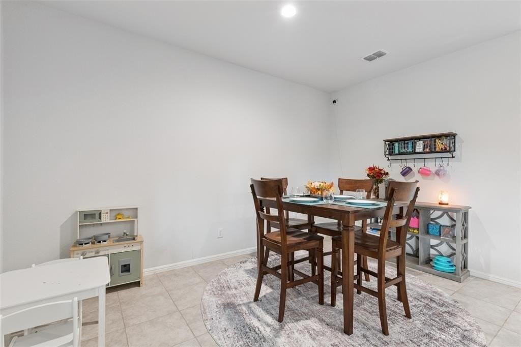 16417 Marinette Ct - Photo 7 of 22