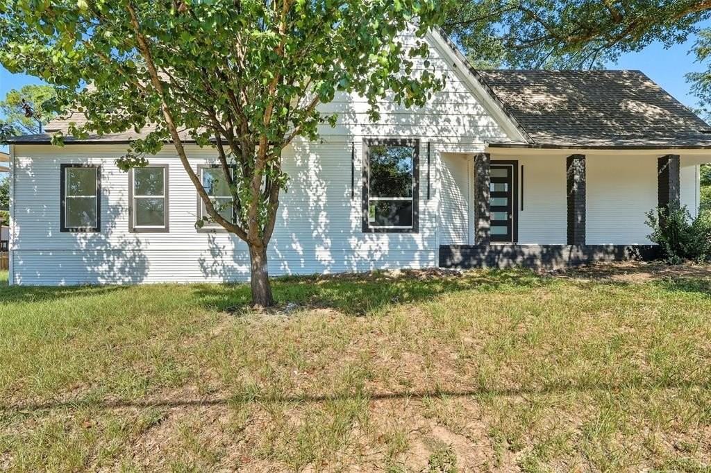 605 N Main St - Photo 5 of 29