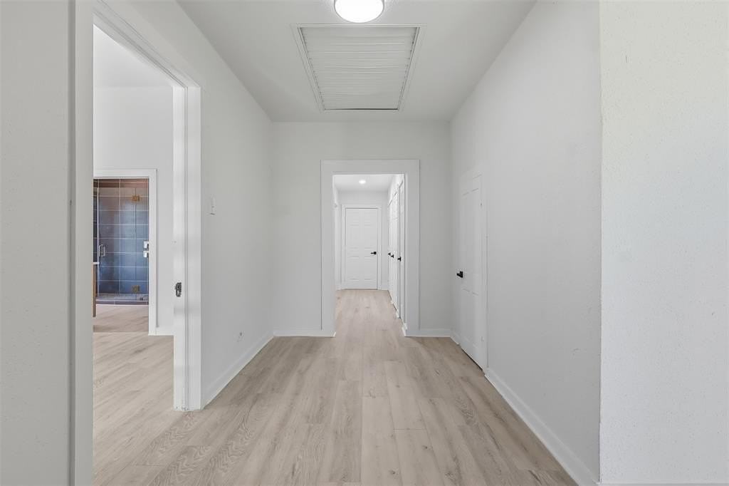 605 N Main St - Photo 7 of 29