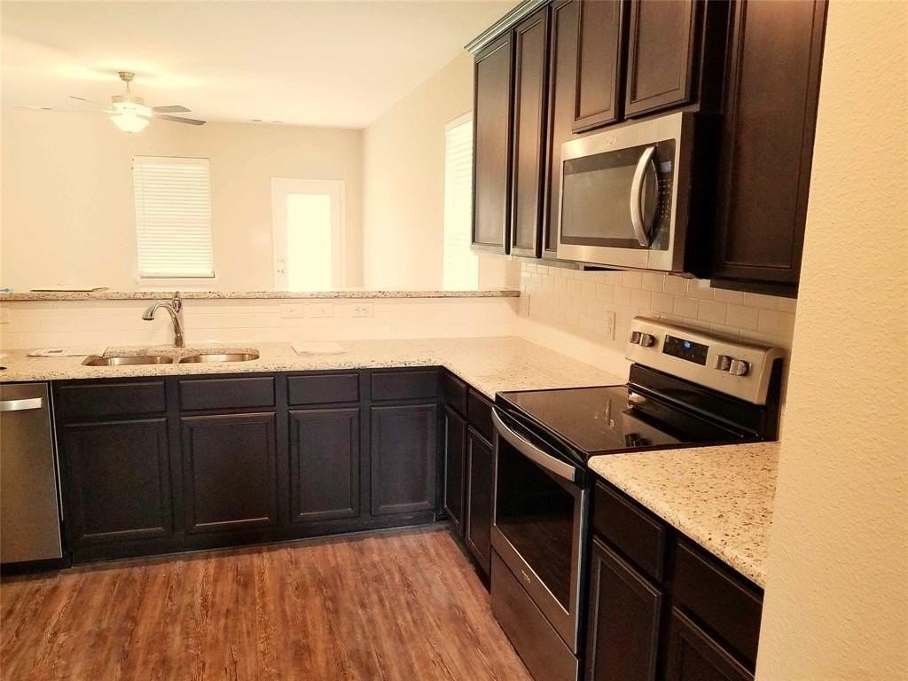 1514 Hill Top Ct - Photo 6 of 19