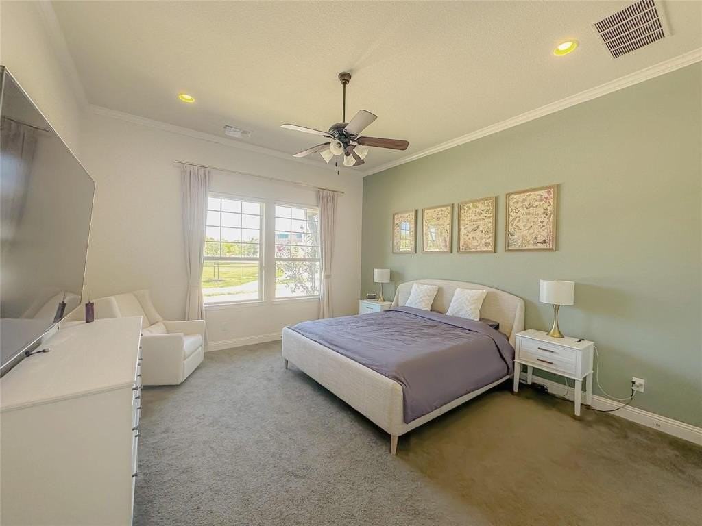 7605 Kickapoo Dr - Photo 4 of 18