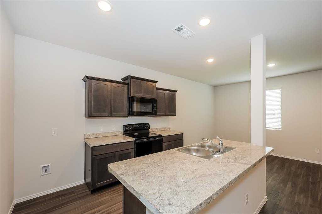 1314 Ester Lane - Photo 7 of 17