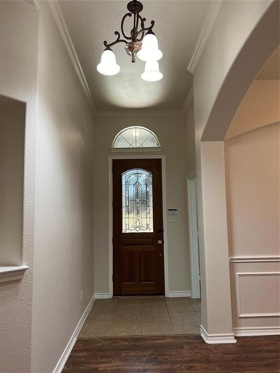 804 Whitley Ct - Photo 2 of 14