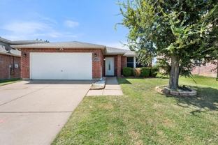 635 Almandora Dr - Photo 1 of 1