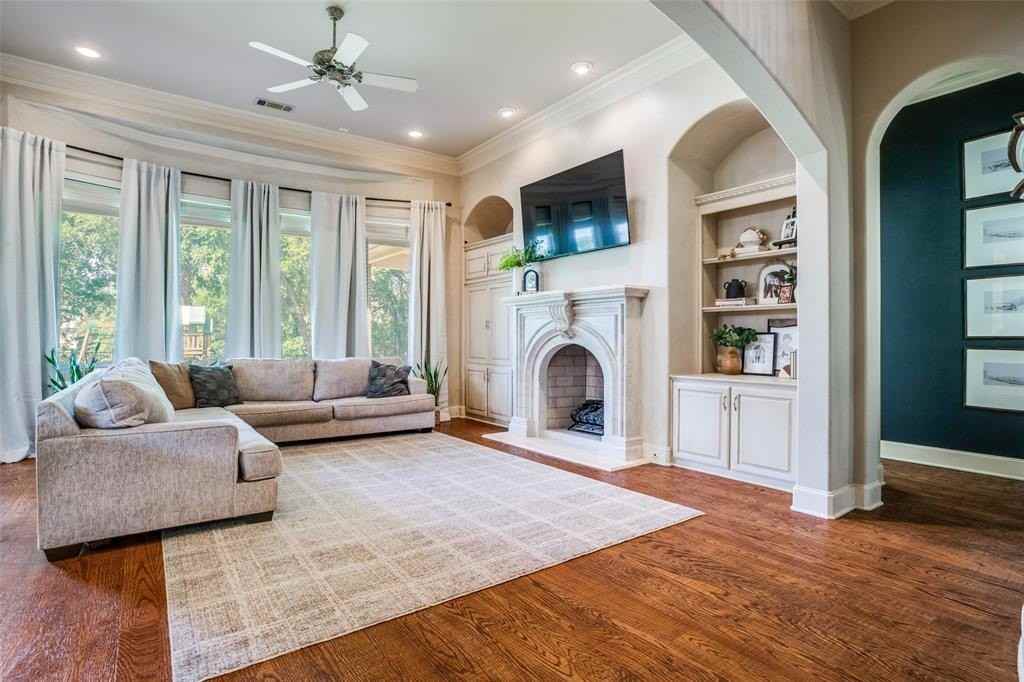 5902 Arrowhead Dr - Photo 5 of 30