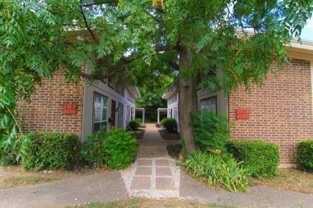2714 Mccart Ave - Photo 1 of 1