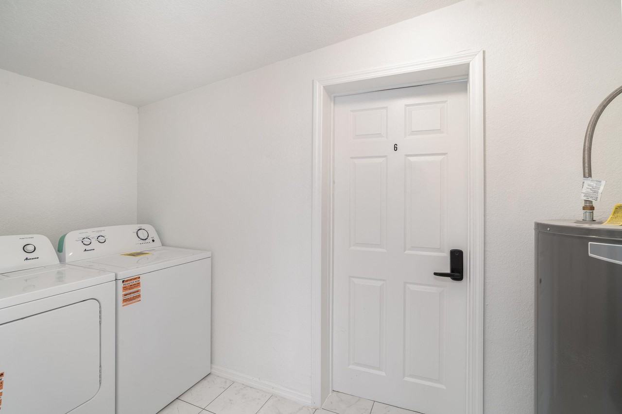 Duxbury Avenue Northeast - Photo 4 of 10