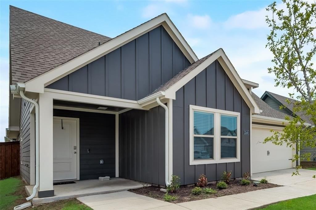 13140 Sanctuary Drive - Photo 4 of 18