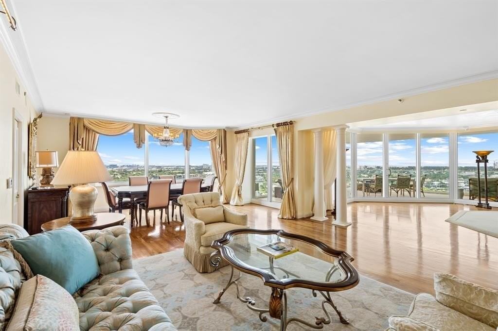 3055 Harbor Dr #1603 - Photo 5 of 40