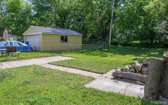 15489 Dixie - Photo 7 of 24