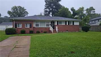 featured image of 5607 Boulder Ln