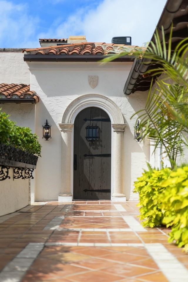 250 Worth 4 Avenue #4 - Photo 5 of 50