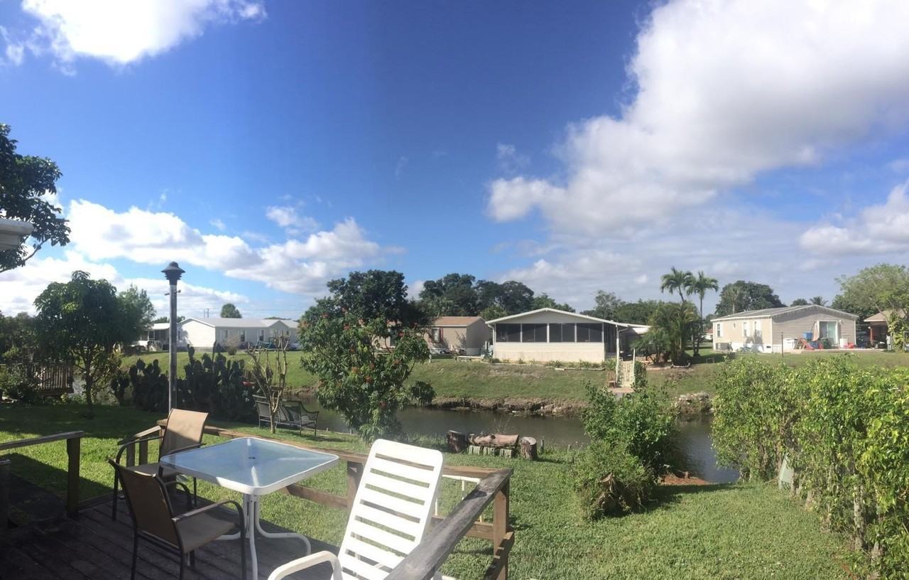 1511 Southwest 65th Terrace - Photo 6 of 13