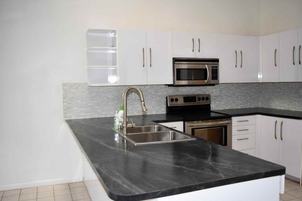 13492 Exotica Ln - Photo 2 of 24