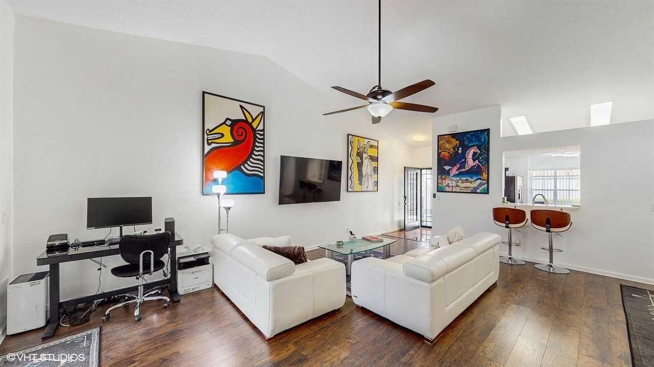 2690 Linkside Dr - Photo 7 of 26