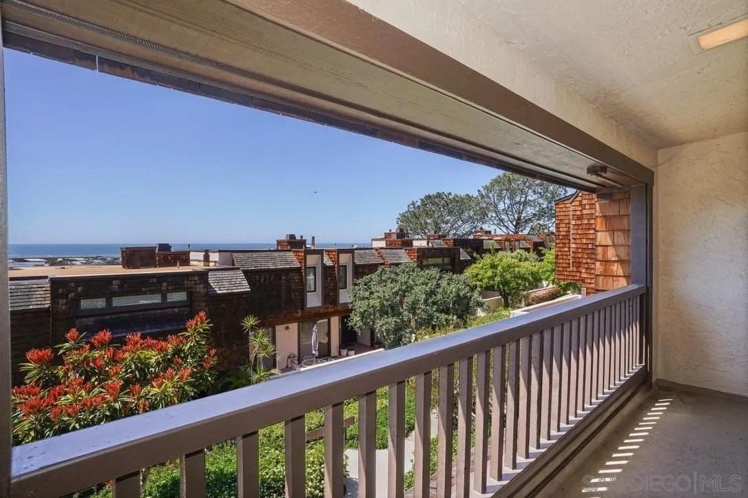 13053 Caminito Del Rocio - Photo 7 of 49