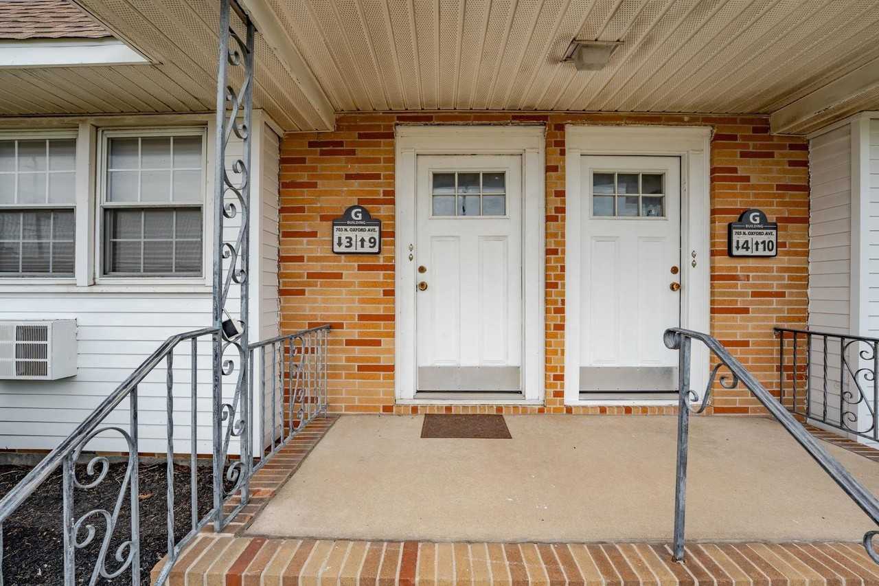 703 Oxford Avenue - Photo 5 of 26