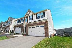 featured image of 718 Rosecliff Rd