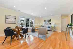 featured image of 168 Newton St #03