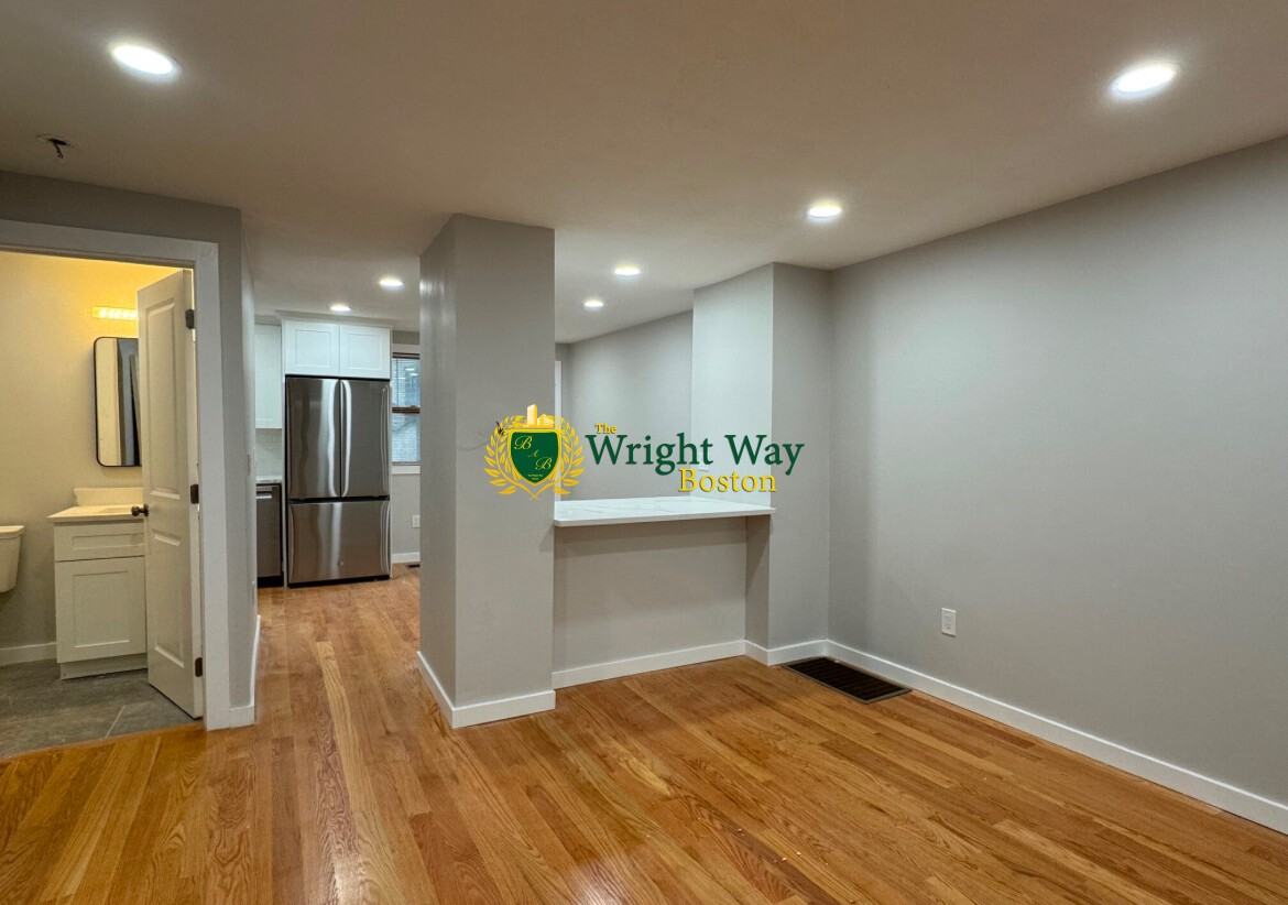 44 Ashford St #1DW - Photo 3 of 12