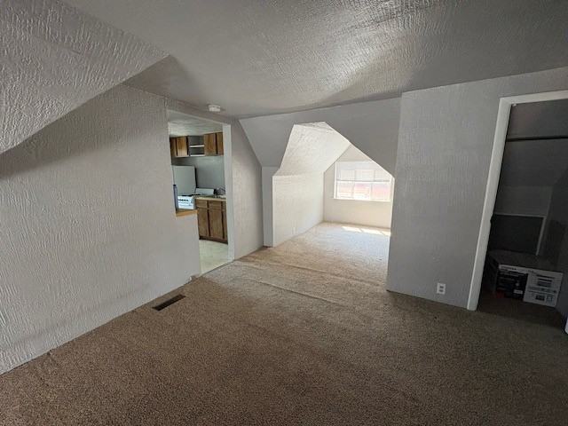 844 N Clarkson St - Photo 4 of 17