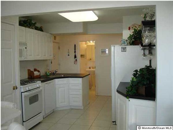 521-5 OCEAN AVE - Photo 2 of 4