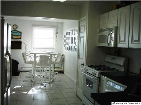 521-5 OCEAN AVE - Photo 3 of 4