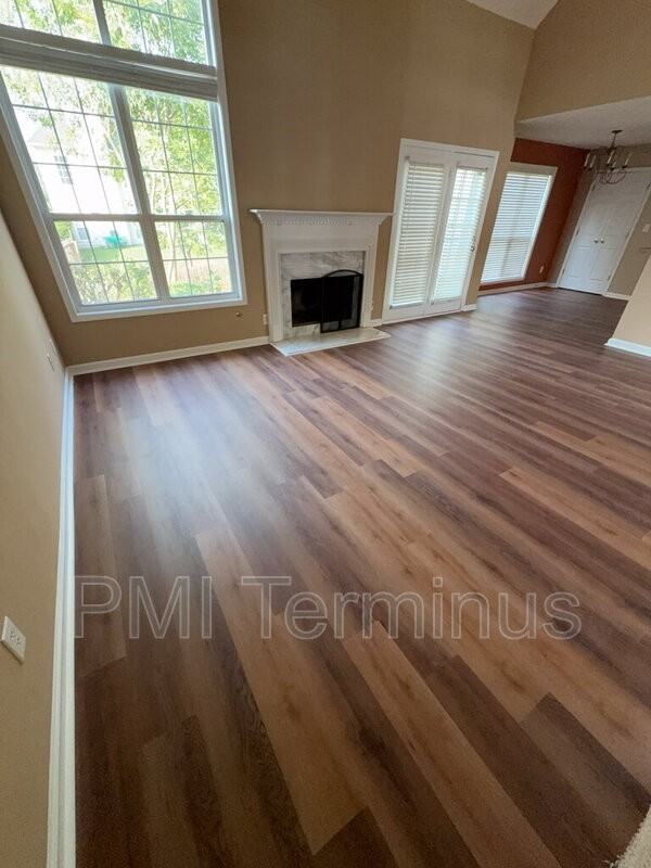 6122 Farmwood Way Southeast - Photo 7 of 45