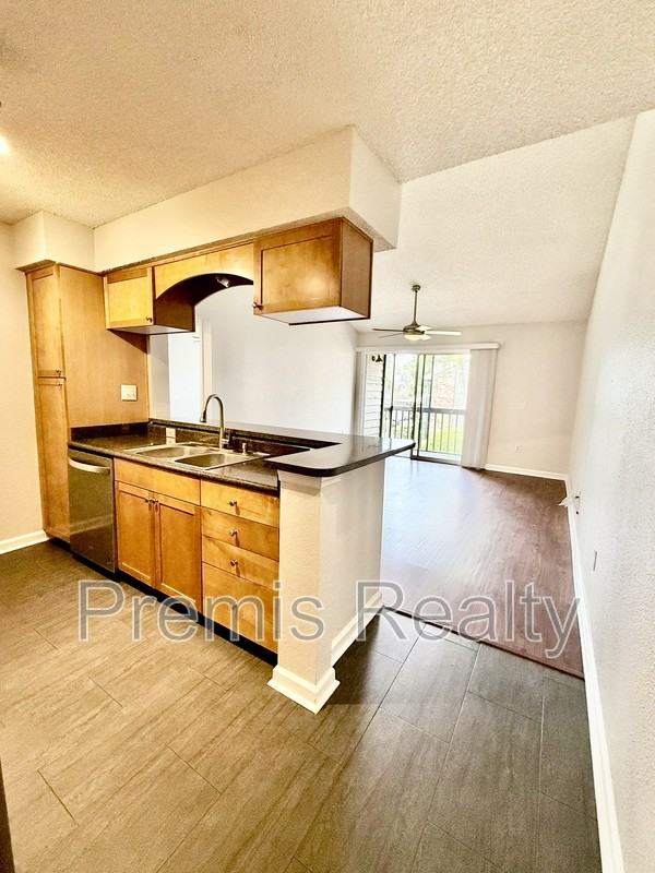 2500 Winding Creek Blvd Apt H202 - Photo 3 of 31