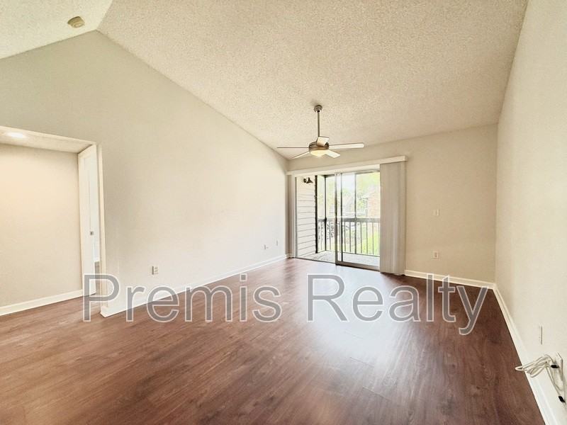 2500 Winding Creek Blvd Apt H202 - Photo 6 of 31