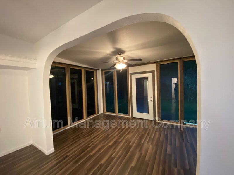 2700 S Brown Ave #B - Photo 5 of 6