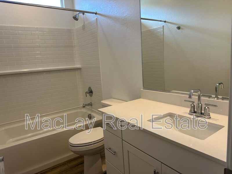 20922 S 231st St - Photo 7 of 17