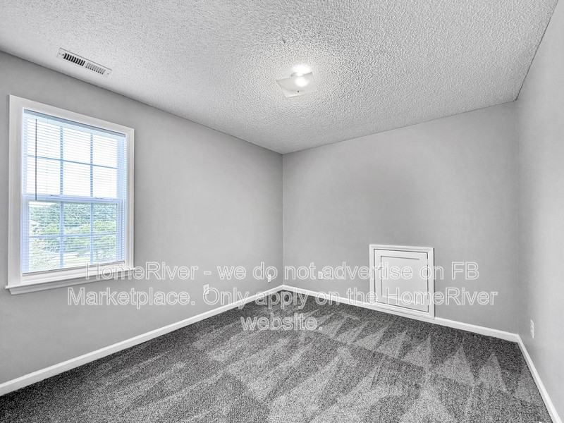 1636 Middle Ridge Drive - Photo 4 of 22