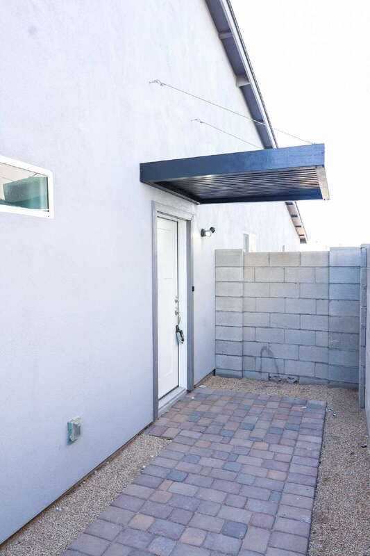 2527 E Broadway Rd - Photo 3 of 35