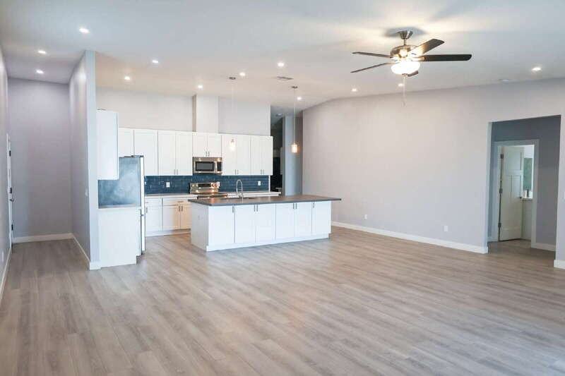 2527 E Broadway Rd - Photo 5 of 35